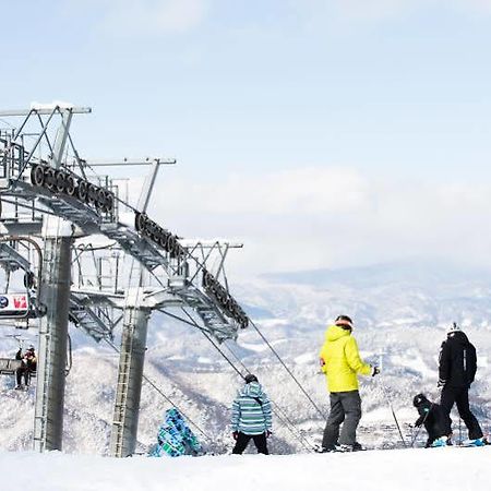 פיאונגצ'אנג Yongpyong Resort מראה חיצוני תמונה