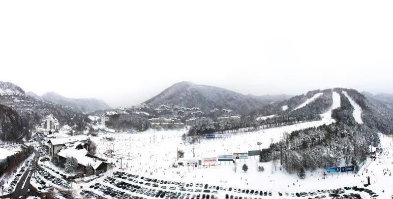 פיאונגצ'אנג Yongpyong Resort מראה חיצוני תמונה
